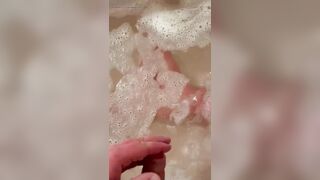 Masturbating in the Bathtub