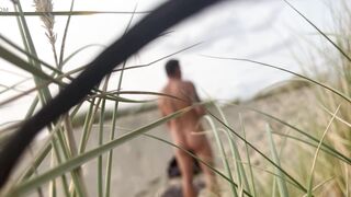 Sucking a random stranger on the beach - 8 image