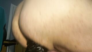 Super chub riding big dildo with tied balls - 4 image