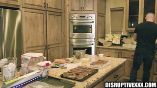 Gay buff brings his neighbor a cum filled donut | Muscular gays