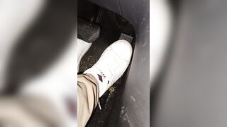 I can't help but press - 4 image