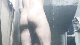 Pissing style small cock