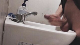 I rest my BALLS on the sink getting my COCK ready for a HUGE CUMSHOT