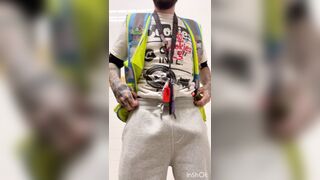 Risky bathroom play every day at work - 9 image