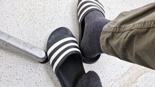 Addilettes game on my balcony 2 - 4 image