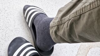 Addilettes game on my balcony 2 - 5 image