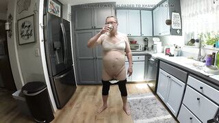 More Piss,than showing butt plug.