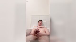 Scottish uncut cock cumming in bath - 7 image