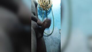 Desi lund handjob cumshot - 5 image