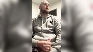 Late night wank - with lots of CUM