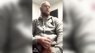 Late night wank - with lots of CUM