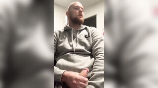 Late night wank - with lots of CUM