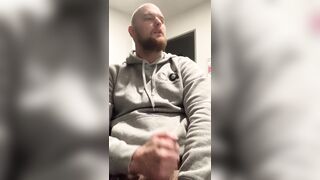 Late night wank - with lots of CUM