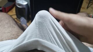 Delicious handjob and cumshot. Bear wants you. Comment on for me, please!