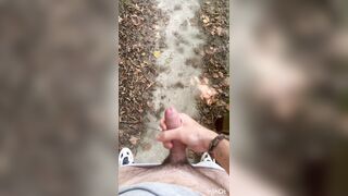 When In horny I can cum anywhere and the thought someone might see me, turns me on even more - 4 image