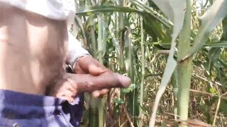 Village Twink Jerking Big Cock Outdoors - 9 image