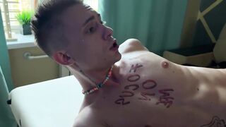 Gave a Massage to a Twink After Fucking Her Mouth and Cumming