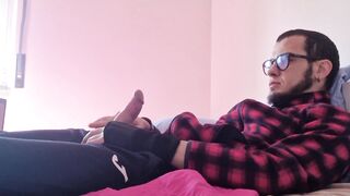 Shaking Orgasm Big Cumshot