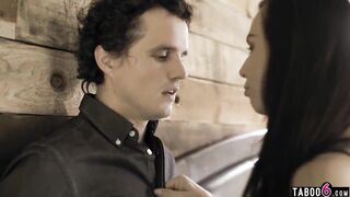 Teen thinks she is lesbian but definitely not sure