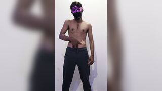 Desi hot young boy masterbate