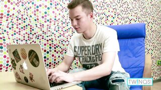 Hot Cute Blonde Ethan O Fingers His Pink Butt And Jerks Off!