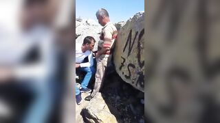 gay algerie de boumerdes passif suce un vieux dans la plage - 10 image