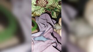 Lets masturbate in this winter