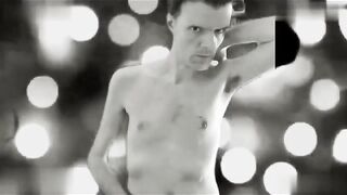 British Freddie Sunfields in Nude Desire