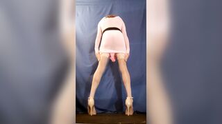 Sandy shows off her new shear pink dress - 7 image