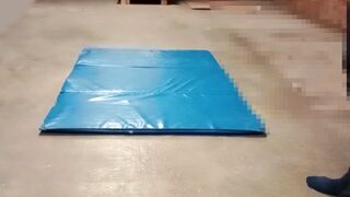 Quick Risky Hump Masturbation on the Warehouse Floor