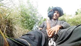 Pakistani young boy very big dick - 4 image