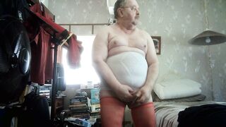 MASTURBATE - cumming in my foreskin - 6 image