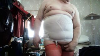 MASTURBATE - cumming in my foreskin - 8 image