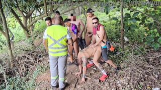 HOT ORGY BETWEEN MARRIED MEN AND GAYS IN THE CITY PARK - 6 image