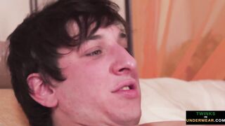 Watch as a kinky masseur gives his young client a rough handjob