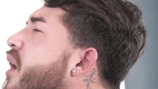 Watch this raw stud pound a straight guy's ass like there's no tomorrow - 5 image