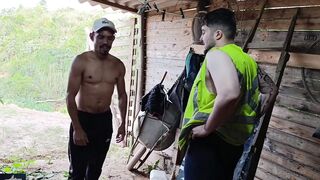 THE BOSS AND THE EMPLOYEE The employee finishes his task and his boss gets very aroused seeing him all sweaty. - 3 image