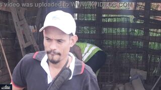 THE BOSS AND THE EMPLOYEE The employee finishes his task and his boss gets very aroused seeing him all sweaty.