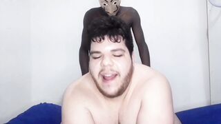 Bricklayer Roludo and Magrelo Mete Sem Capa No Gordinho Estoquista Negão Goza Rápido Dentro Do Cu Rosa (DOBRADINHA COMPLE)