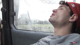 Jamie Lee & Kyle Martin go wild with Scott Williams in the minivan - 3 image